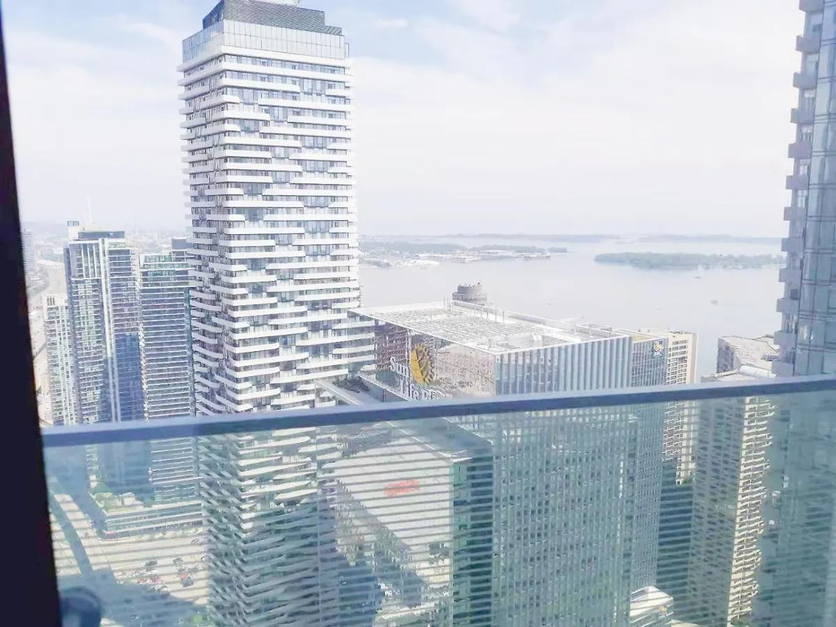 Comfort Opulence Suites Downtown 42Th Floor Suite With Lakeview location